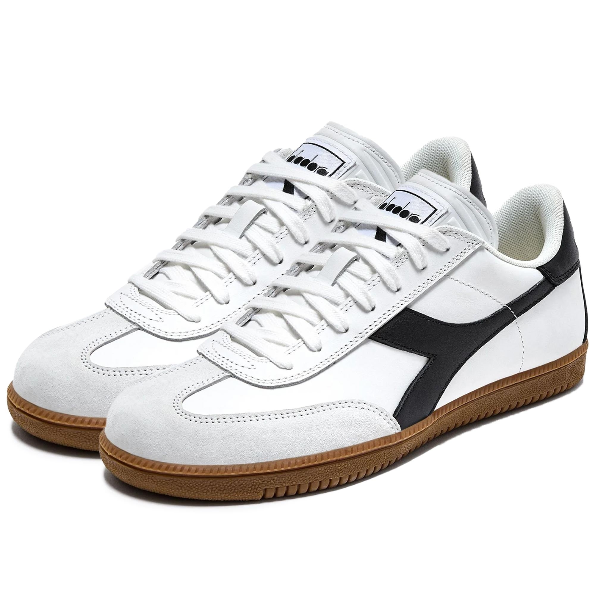 Trainer - White and Black