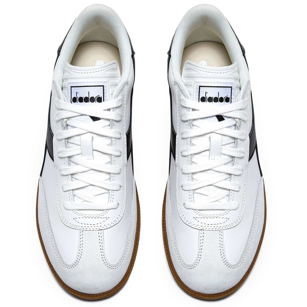 Trainer - White and Black