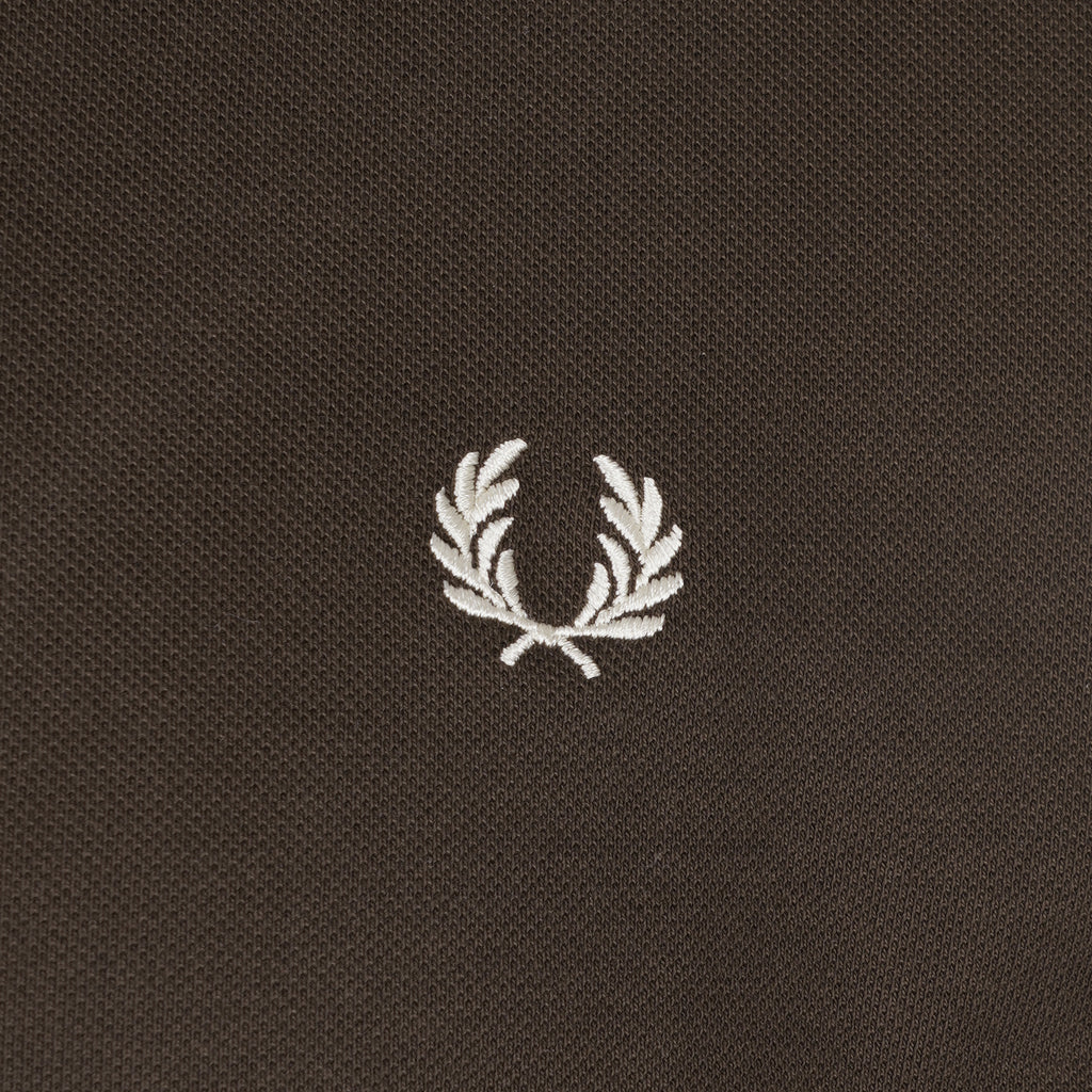 Stuarts x Fred Perry M12 Twin Tipped Polo - Dark Brown/Buttercream